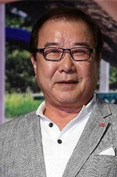 王峰（61岁）